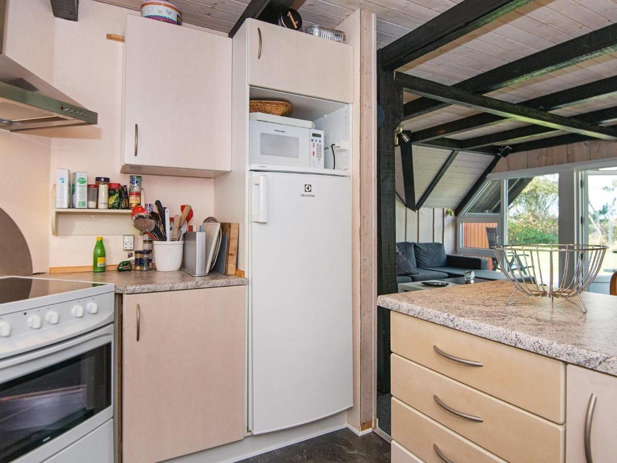 6 Person Holiday Home In R M Toftum  Экстерьер фото