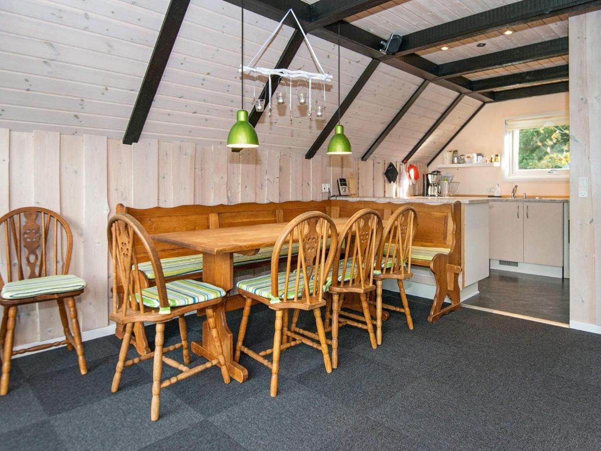 6 Person Holiday Home In R M Toftum  Экстерьер фото