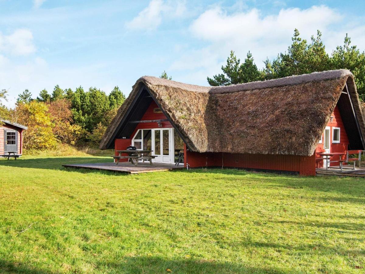 6 Person Holiday Home In R M Toftum  Экстерьер фото