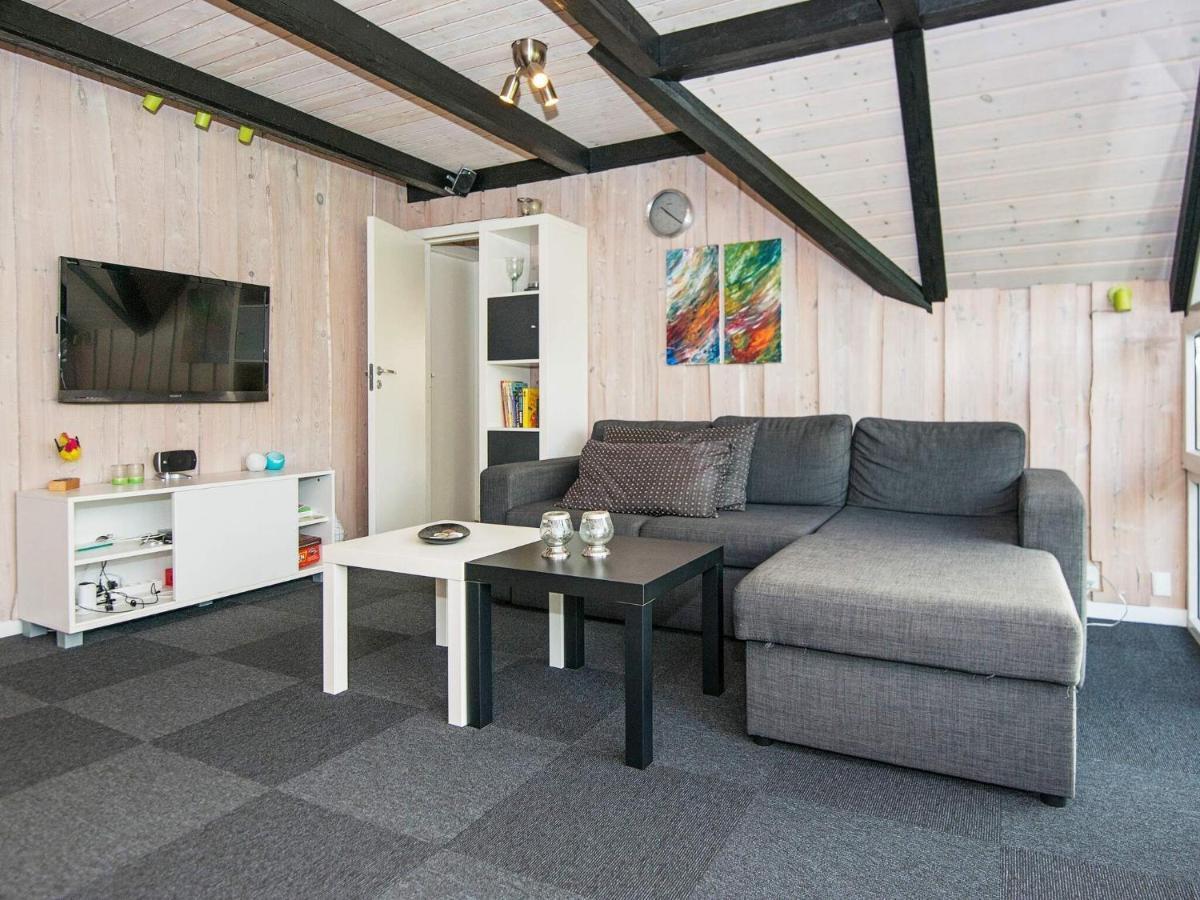 6 Person Holiday Home In R M Toftum  Экстерьер фото